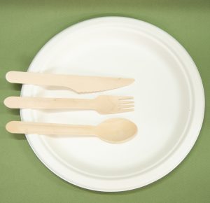 Одноразові столові прибори