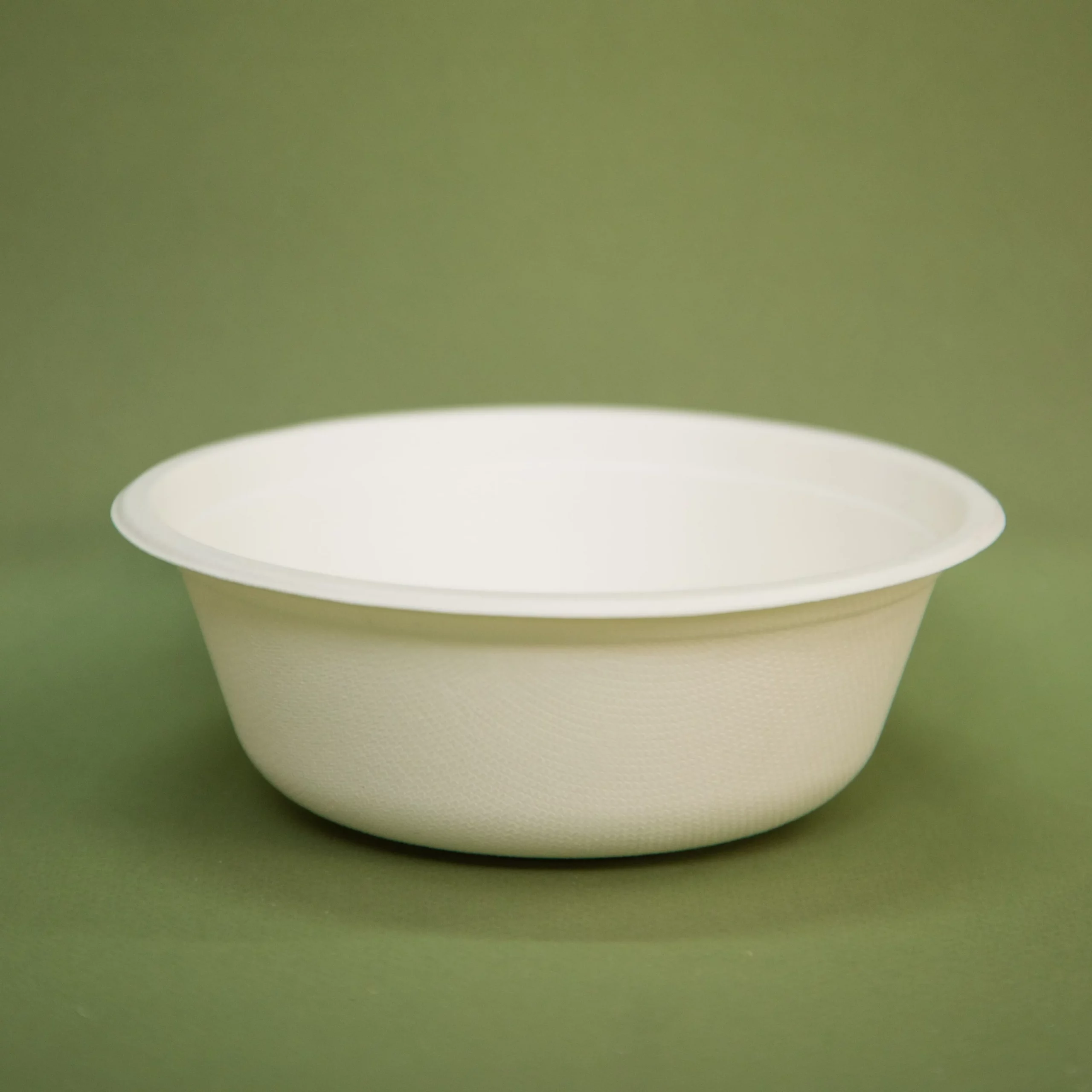 Одноразова глибока тарілка 500 мл