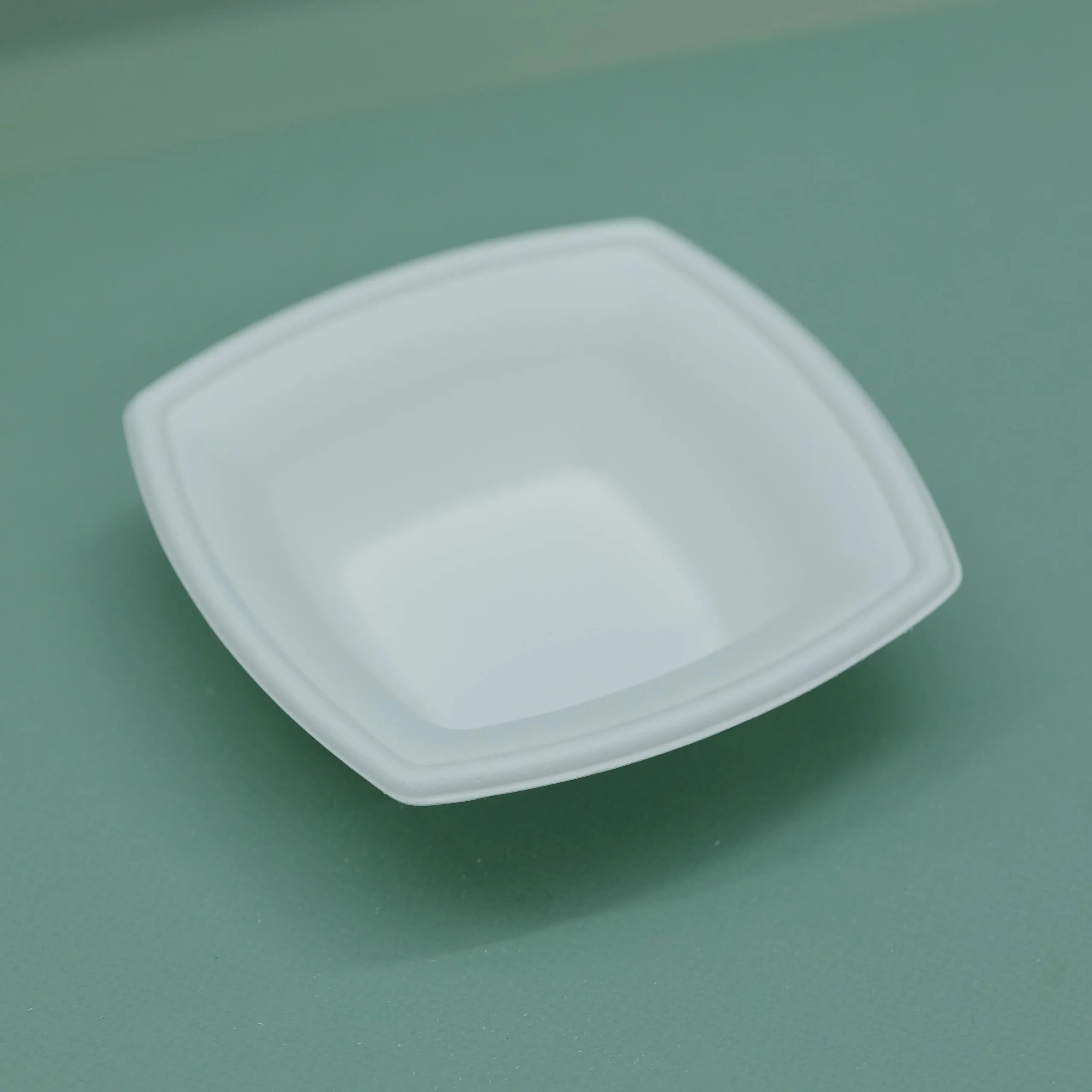 Одноразова квадратна миска 350 мл 125 см