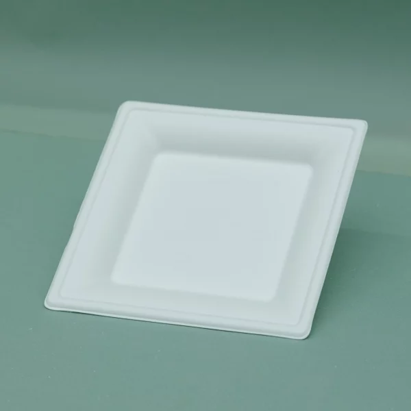 Одноразова квадратна тарілка 16×16 см 125 шт